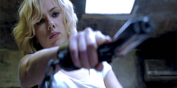 Venha ver Scarlett Johansson quebrando tudo no primeiro trailer de ‘Lucy’