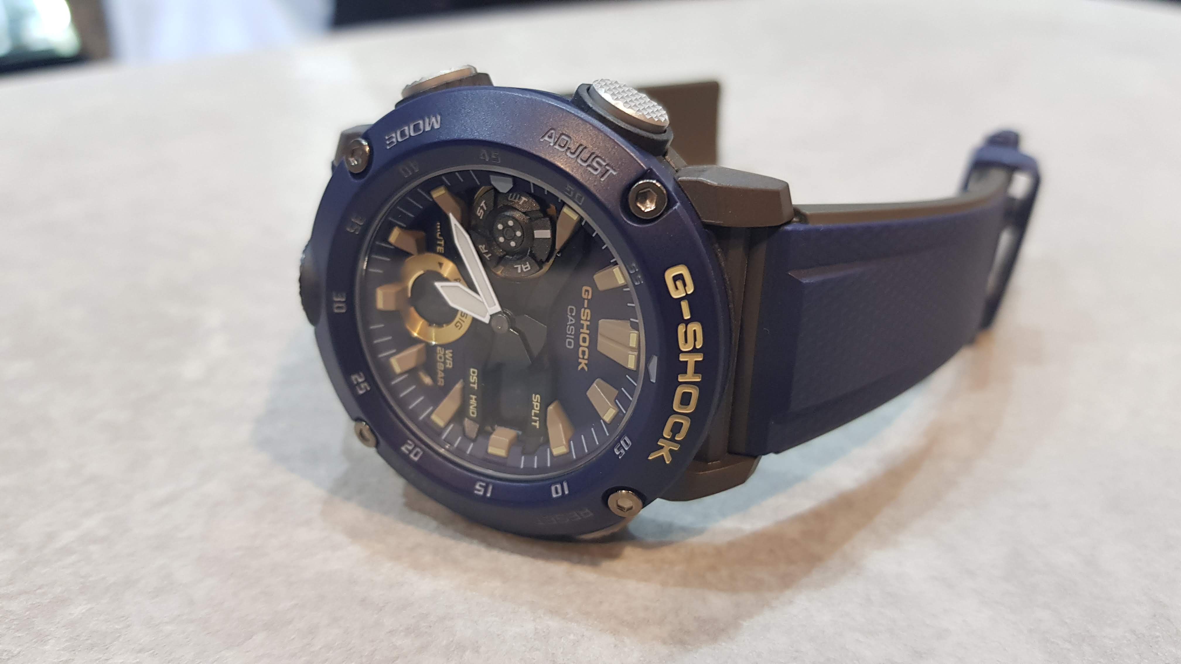 G-SHOCK lança novo modelo de relógio: GA-2000 à base de fibra de carbono